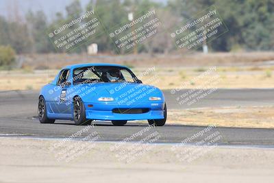 media/Sep-20-2025-Extreme Speed (Sat) [[1fcc23683c]]/Orange (Mid Intermediate)/Session 1 (Sunset)/